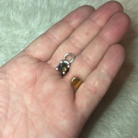 Judith Ripka embellishments  (5020) - Picture 2 of 3